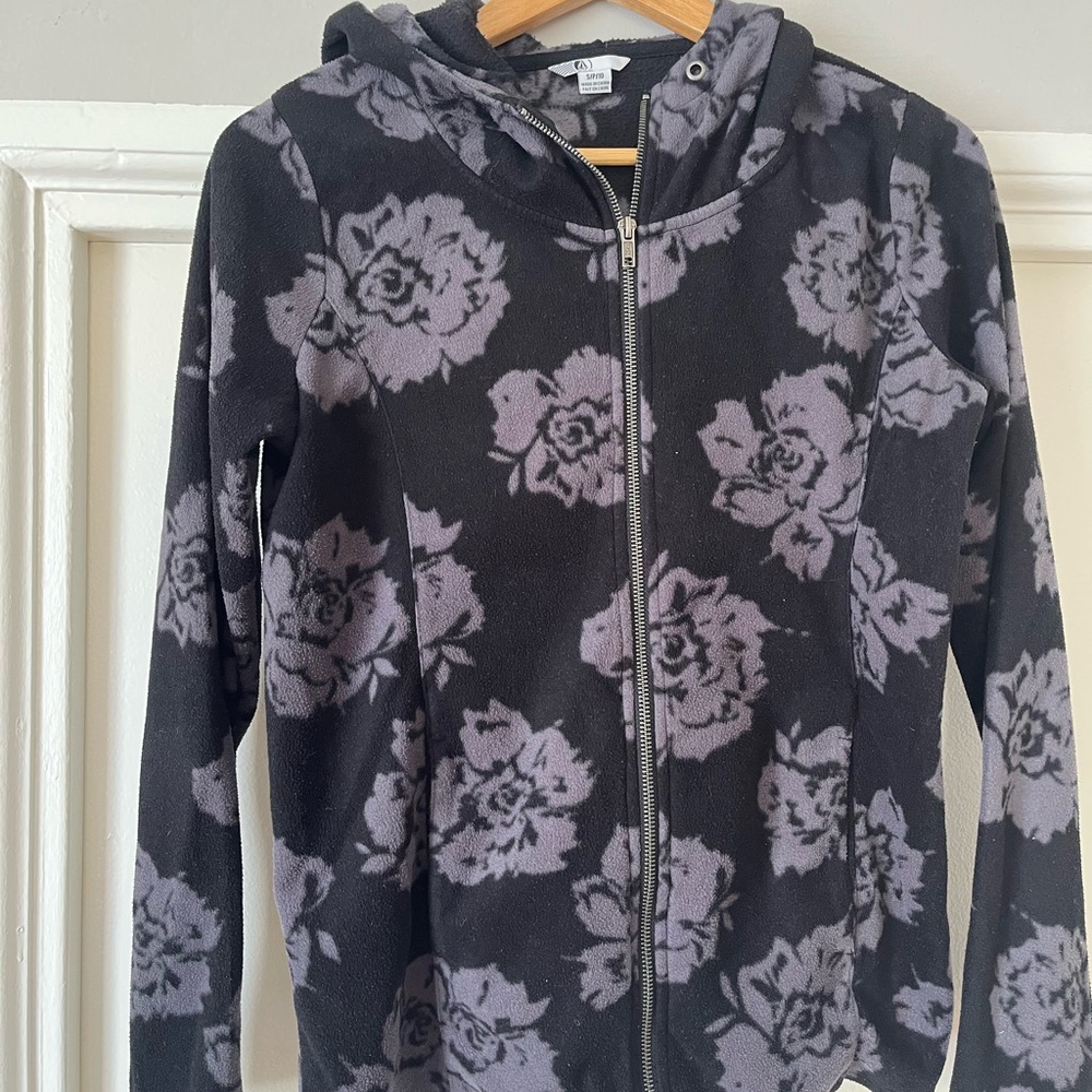 Volcom snowboarding fleece jacket